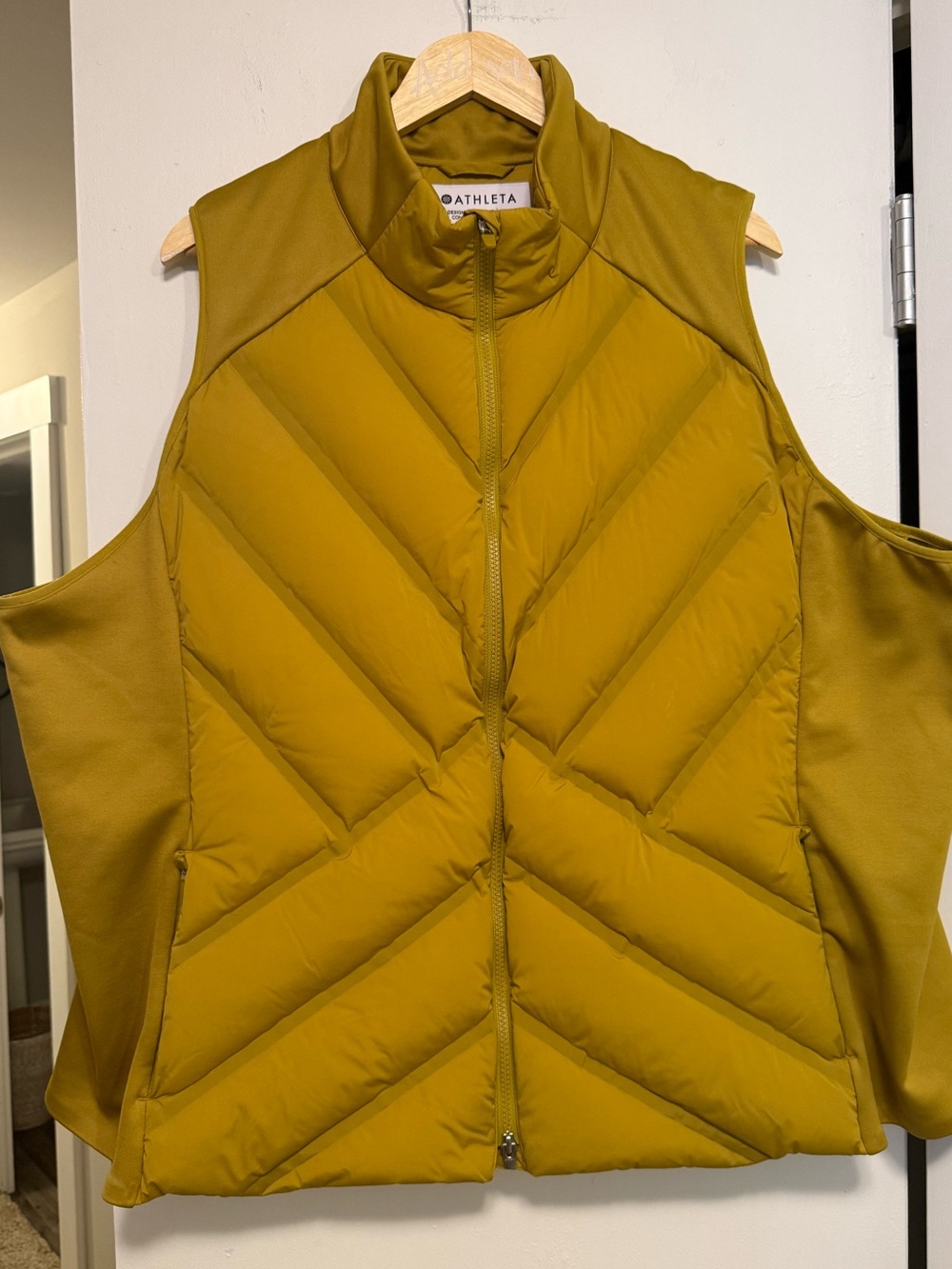 Athleta 3X Mustard Green Quilted Puffer Vest Long Sleeve Layered Jacket